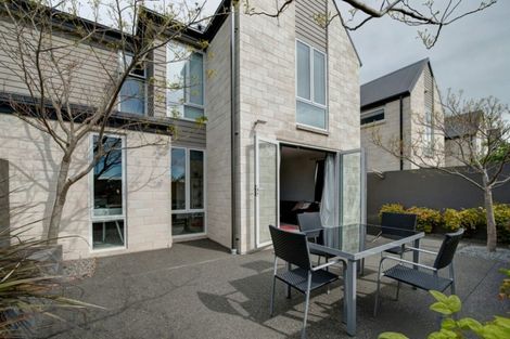 Photo of property in 19 Pavilion Crescent, Hillmorton, Christchurch, 8024