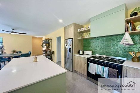 Photo of property in 94 Eliot Street, New Plymouth, 4310