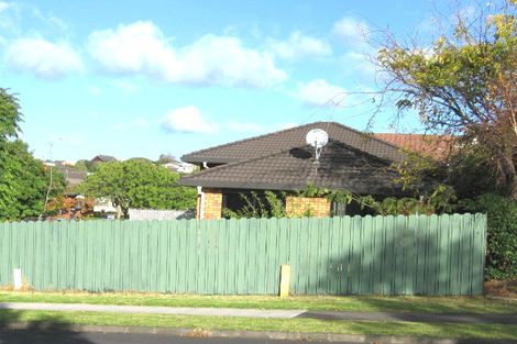 Photo of property in 5 Merino Avenue, Somerville, Auckland, 2014