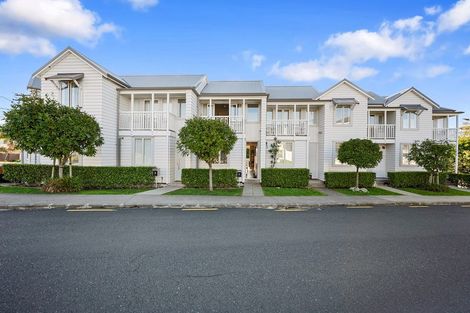 Photo of property in 9/83 Hinemoa Street, Birkenhead, Auckland, 0626