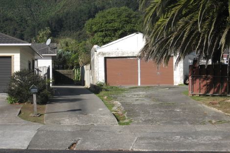 Photo of property in 3/274 Waddington Drive, Naenae, Lower Hutt, 5011