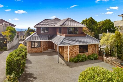 Photo of property in 27 Gulf View Road, Murrays Bay, Auckland, 0630