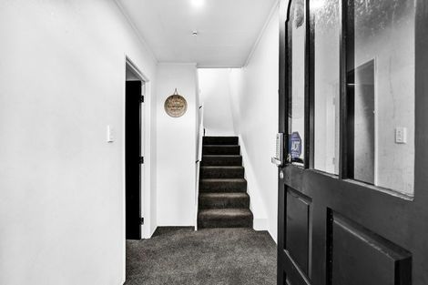 Photo of property in 52 Murray Avenue, Hawera, 4610