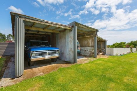 Photo of property in 37 Allan Road, Burgess Park, New Plymouth, 4371