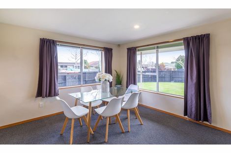 Photo of property in 48 Oldwood Street, Bishopdale, Christchurch, 8053