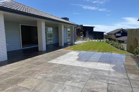 Photo of property in 43 Ken Douglas Drive, Aotea, Porirua, 5024