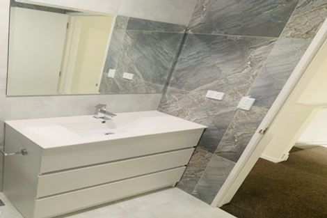 Photo of property in 4 Karoro Road, Flat Bush, Auckland, 2019