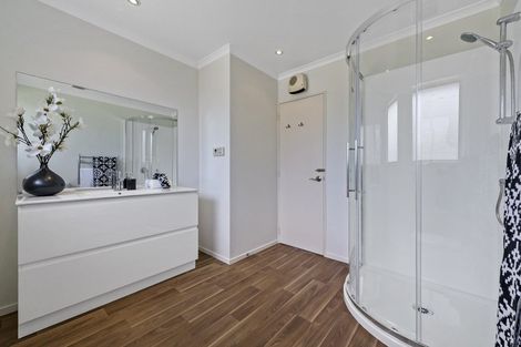 Photo of property in 4 Cicada Place, Hei Hei, Christchurch, 8042