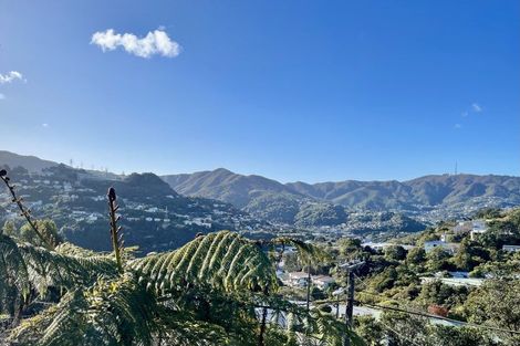 Photo of property in 5 Denbigh Way, Wilton, Wellington, 6012