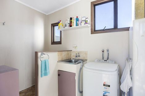 Photo of property in 18 Egmont Street, Hawera, 4610