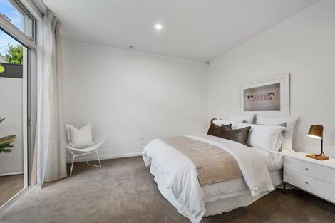 Photo of property in 8 Sylvan Park Avenue, Milford, Auckland, 0620