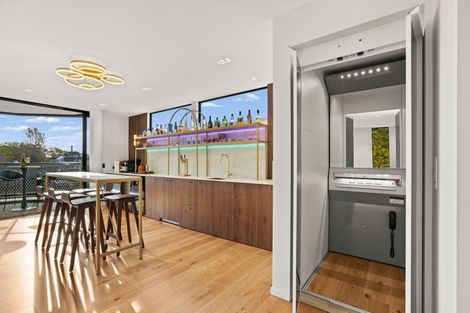 Photo of property in 1/33 Kilmore Street, Christchurch Central, Christchurch, 8013