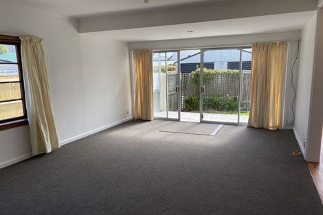 Photo of property in 2/23 Webb Street, St Albans, Christchurch, 8014