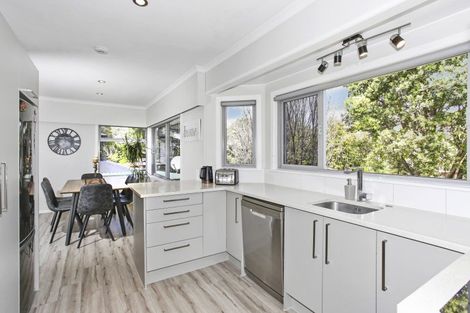 Photo of property in 13 Hanover Place, Pahurehure, Papakura, 2113