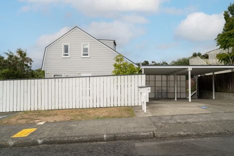 Photo of property in 18a Penryn Drive, Camborne, Porirua, 5026