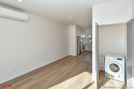 Photo of property in 9/22 James Laurie Street, Henderson, Auckland, 0612
