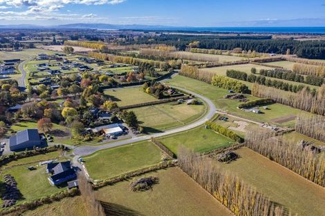 Photo of property in 21 Cricklewood Close, Woodend, 7691