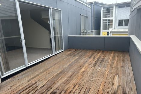 Photo of property in 25f Garnet Road, Westmere, Auckland, 1022