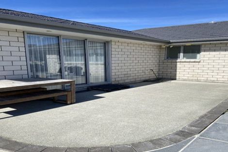 Photo of property in 6 Ken Douglas Drive, Aotea, Porirua, 5024