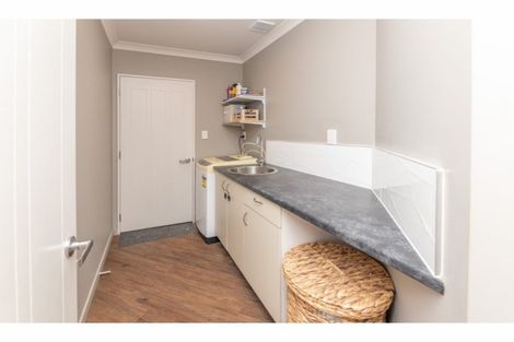 Photo of property in 7 Dundee Close, Darfield, 7510