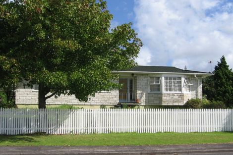 Photo of property in 1 Aquarius Avenue, Glen Eden, Auckland, 0602
