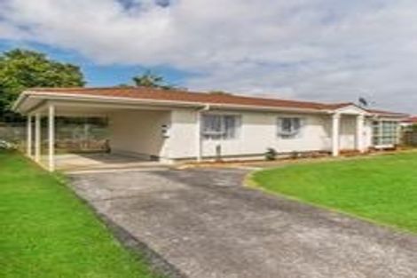 Photo of property in 16 Heathridge Place, Burswood, Auckland, 2013