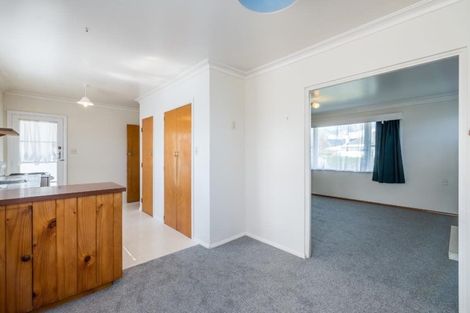 Photo of property in 15 Bledisloe Street, Levin, 5510