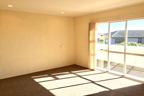 Photo of property in 1/5 Waller Avenue, Bucklands Beach, Auckland, 2012