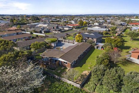 Photo of property in 11 Matai Place, Hawera, 4610