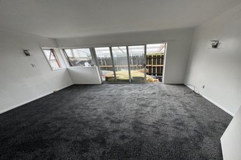 Photo of property in 31 Marina Road, Torbay, Auckland, 0630
