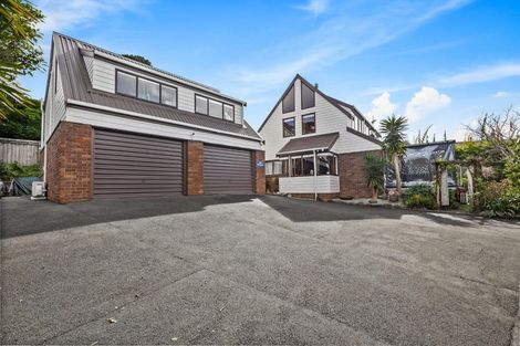Photo of property in 27 Cherub Place, West Harbour, Auckland, 0618