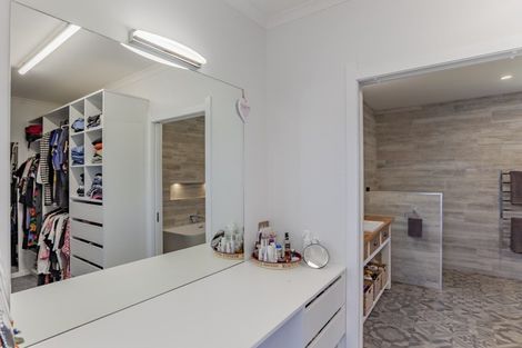 Photo of property in 211c Racecourse Road, Waipukurau, 4282