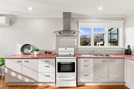 Photo of property in 11 Yeovil Place, St Albans, Christchurch, 8052