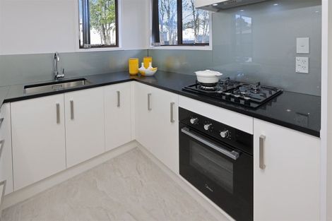 Photo of property in 93 Brunner Road, Glen Eden, Auckland, 0602