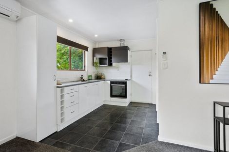 Photo of property in 1/43 Seaton Road, Murrays Bay, Auckland, 0630