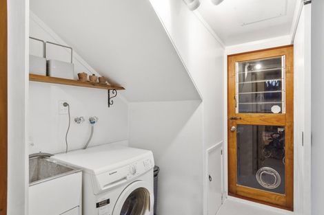 Photo of property in 42 Victory Street, Welcome Bay, Tauranga, 3112