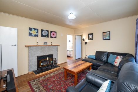 Photo of property in 1 Kuku Street, Te Awanga, 4102