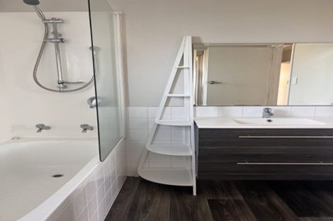 Photo of property in 2/51 Gardiners Road, Bishopdale, Christchurch, 8051