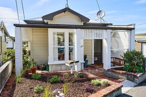 Photo of property in 20 Charlotte Avenue, Brooklyn, Wellington, 6021