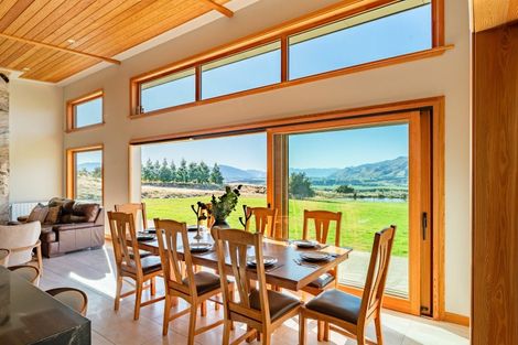 Photo of property in 2 Miharo Lane, Queensberry, Cromwell, 9383