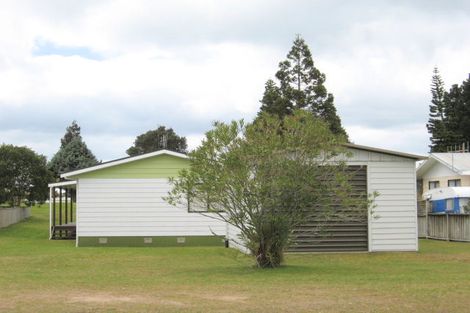 Photo of property in 102 Kiwi Road, Whangamata, 3620