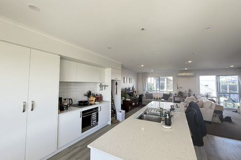 Photo of property in 2 Tippet Crescent, Wigram, Christchurch, 8025