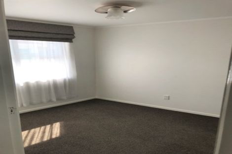 Photo of property in 1/4 Glasgow Street, St Andrews, Hamilton, 3200