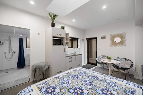 Photo of property in 75 Mcdonnell Road, Arrowtown, 9302