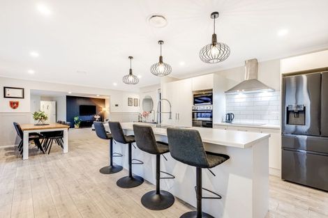 Photo of property in 27 Topsail Way, Whitby, Porirua, 5024