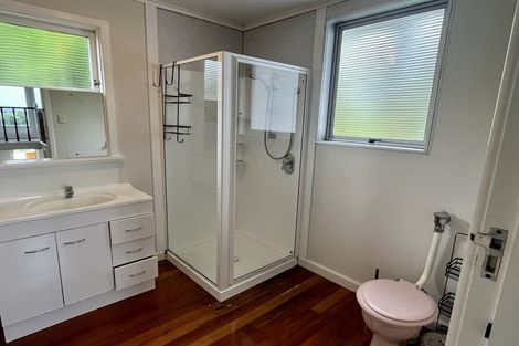 Photo of property in 14 Mountain View Road, Fitzherbert, Palmerston North, 4410