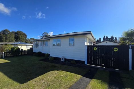 Photo of property in 16 Lancaster Crescent, Tokoroa, 3420