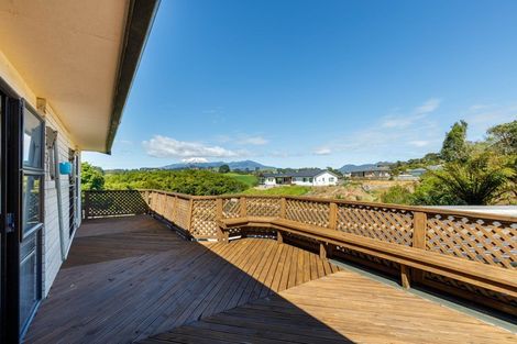 Photo of property in 12 Ash Place, Whalers Gate, New Plymouth, 4310
