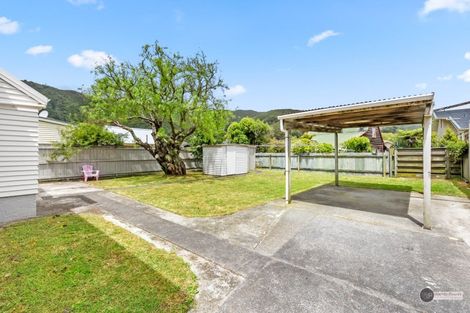 Photo of property in 10 Rumgay Street, Fairfield, Lower Hutt, 5011