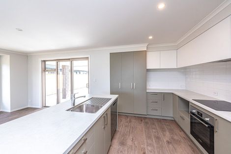 Photo of property in 156 Fitzherbert Avenue, Castlecliff, Whanganui, 4501